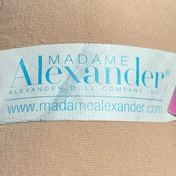 Madame Alexander Vintage 18” Doll 2007 Style 50768 Blonde/Blue Eyes - Picture 8 of 13